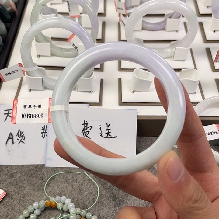 翡翠未镶嵌颈饰58