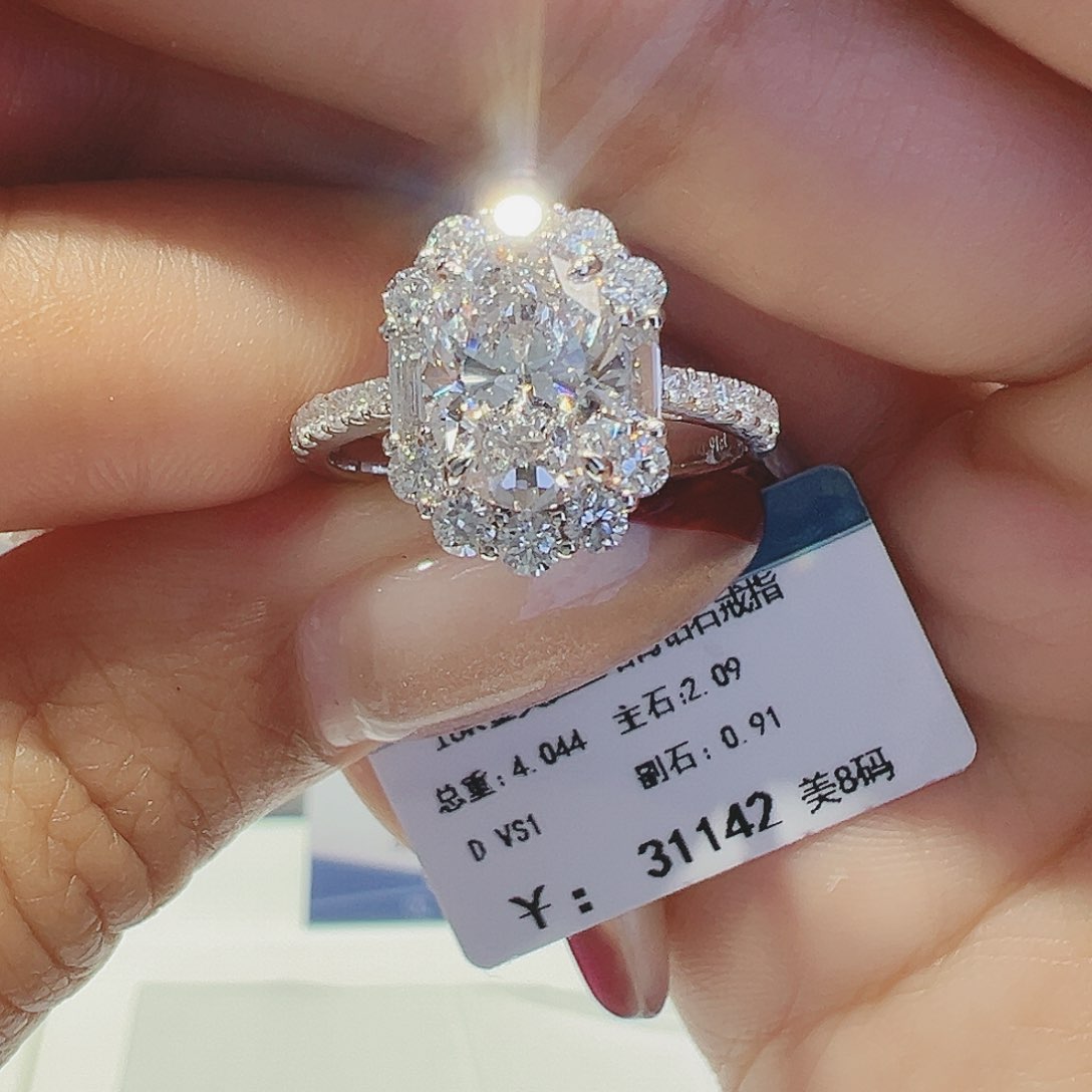 实验室培育钻石18K金镶嵌2.09ct16-17