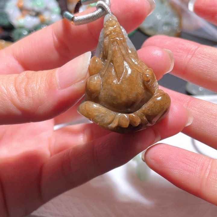 【闪购商品】翡翠颈饰未镶嵌天然翡翠