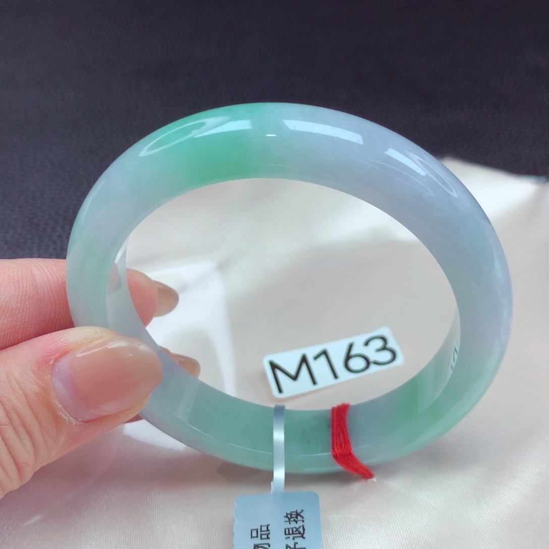 翡翠手镯未镶嵌手镯88