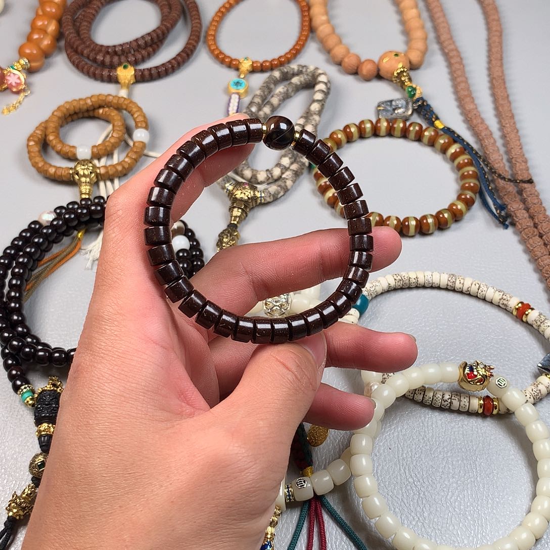 椰蒂吊坠。。。。。。。。。