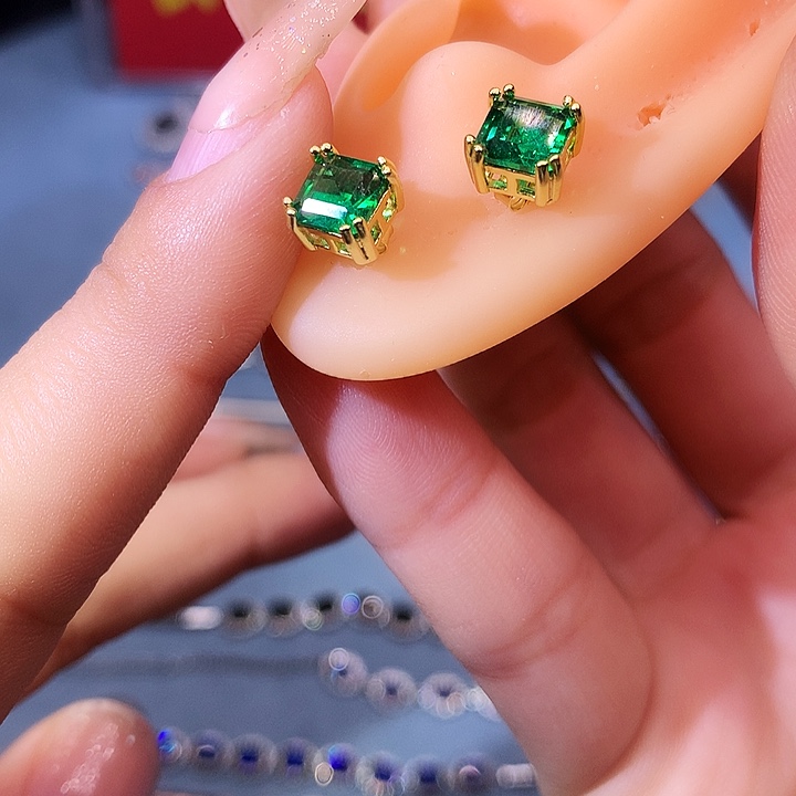 透辉石耳钉银S925镶嵌