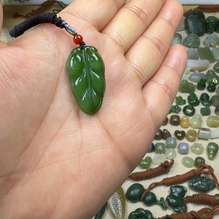 和田玉未镶嵌包链