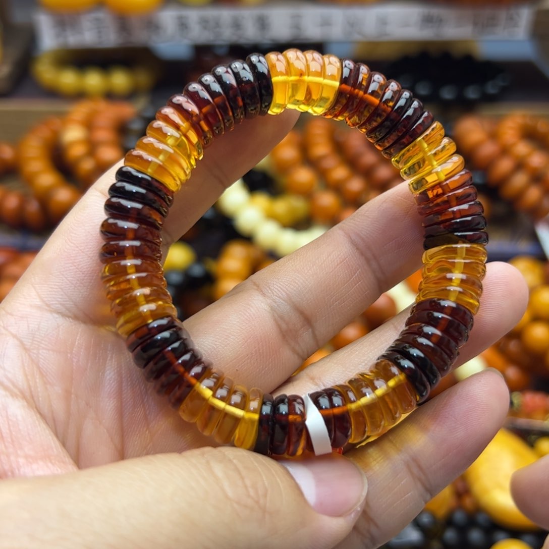 未镶嵌琥珀珠宝奇石