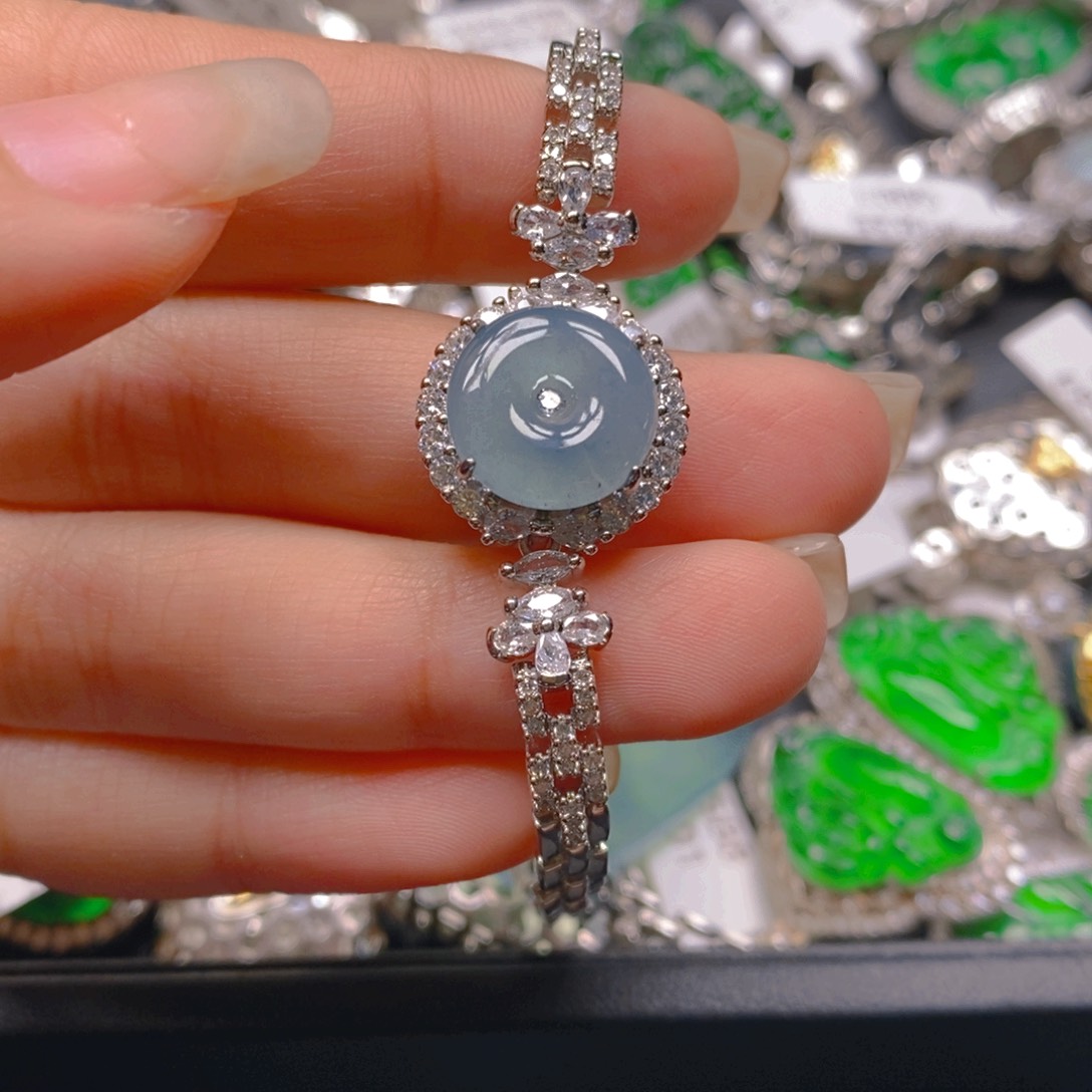 翡翠手链未镶嵌8888888888