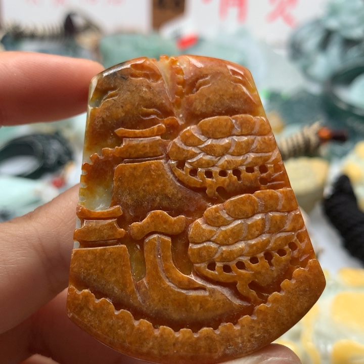 翡翠颈饰未镶嵌保真天然A货翡翠