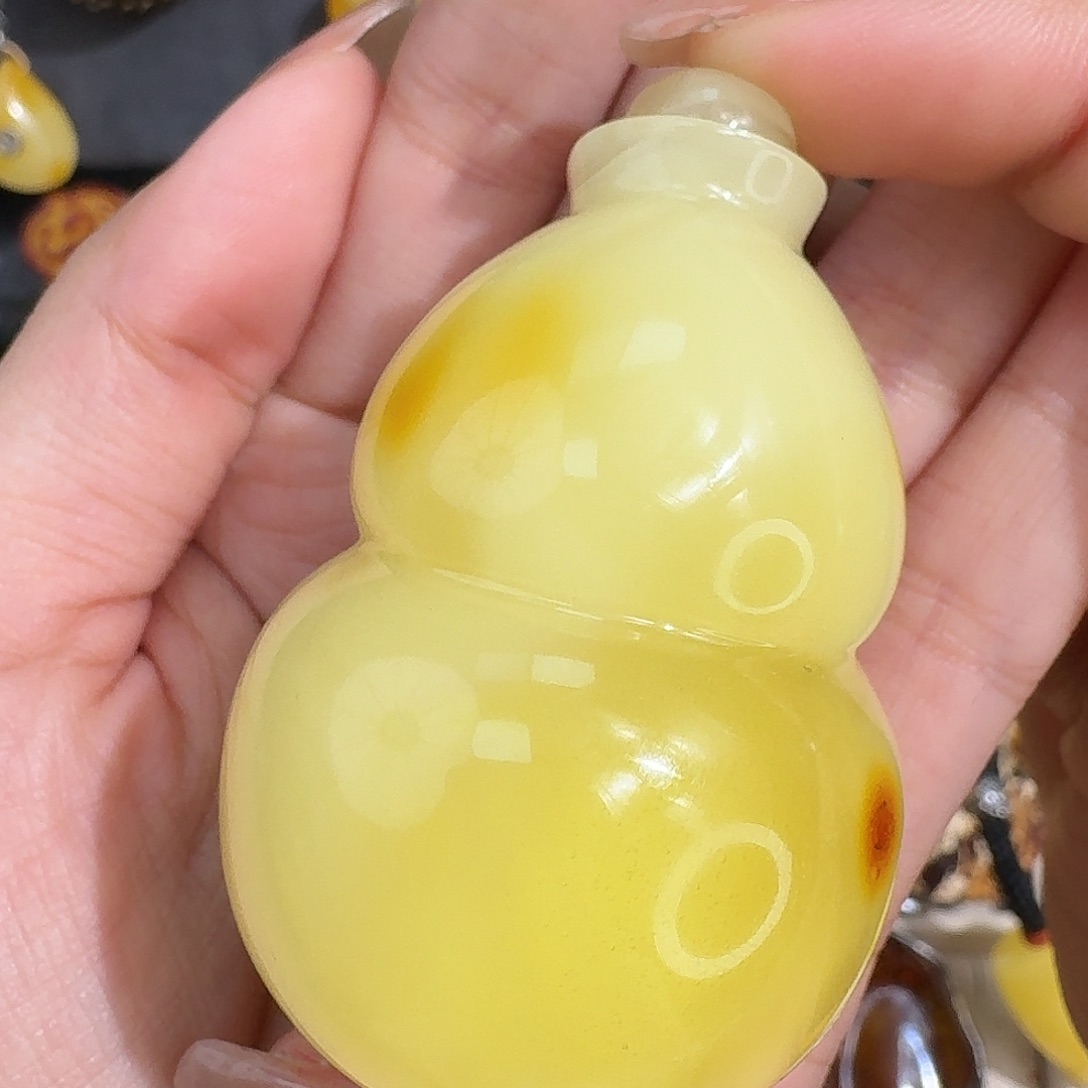 青***黛琥珀未镶嵌裸石你