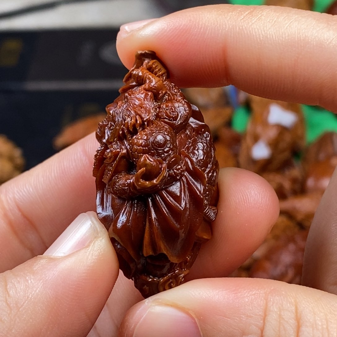 橄榄核手串/手链享**生核雕单子