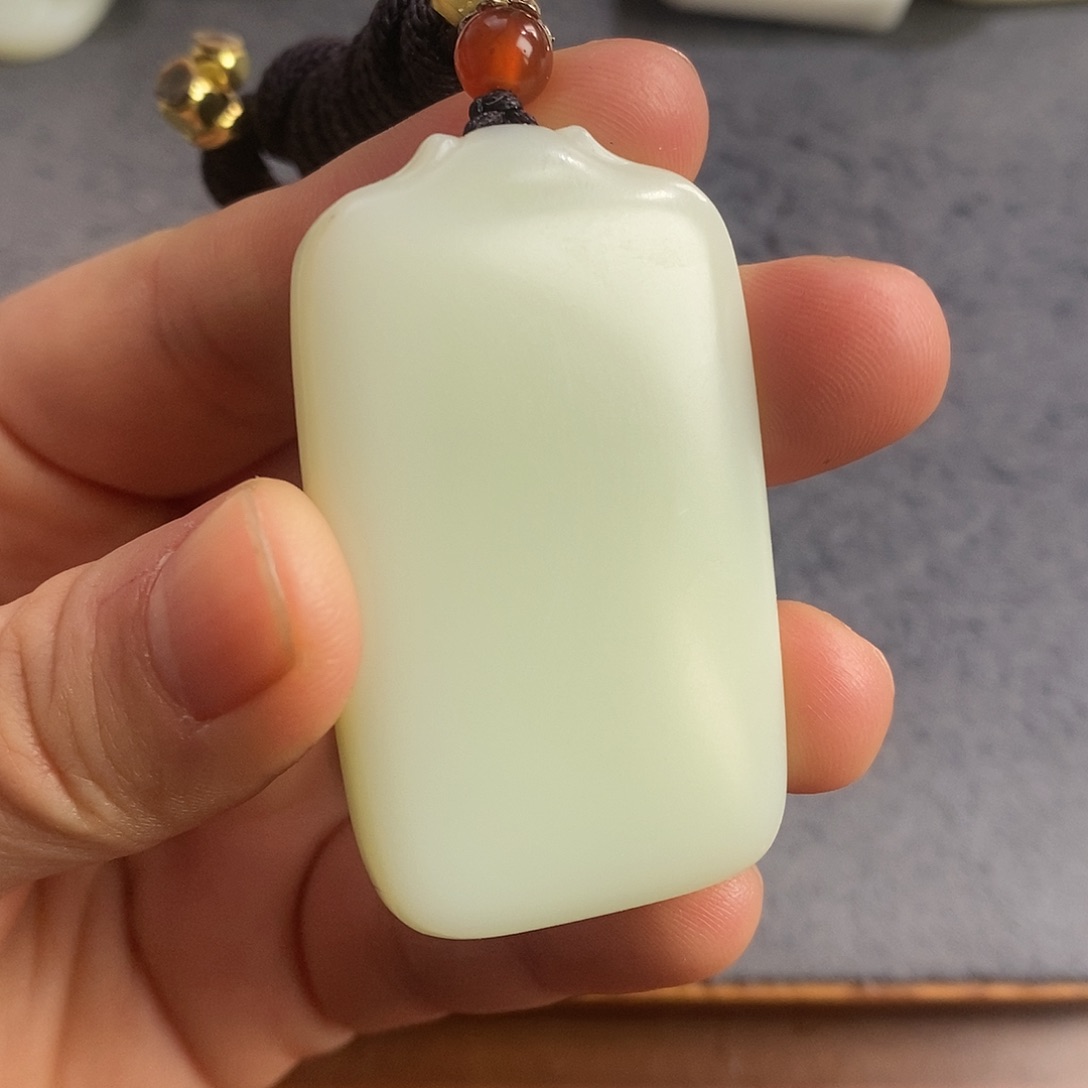 未镶嵌和田玉挂件