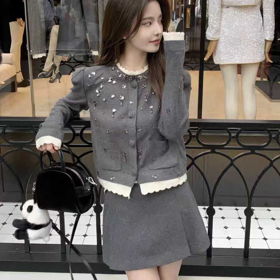 131-140百搭小香风针织衫服饰