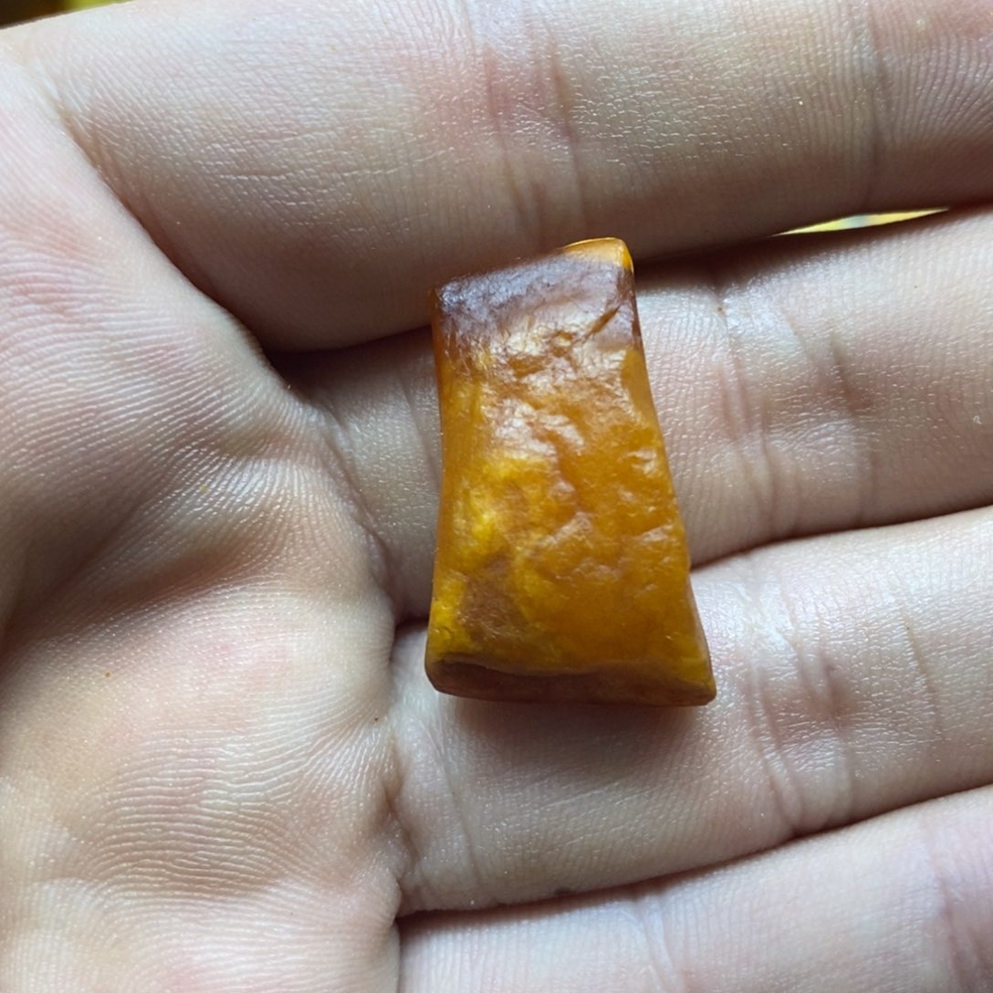 琥珀裸石未镶嵌蜜蜡原石定制