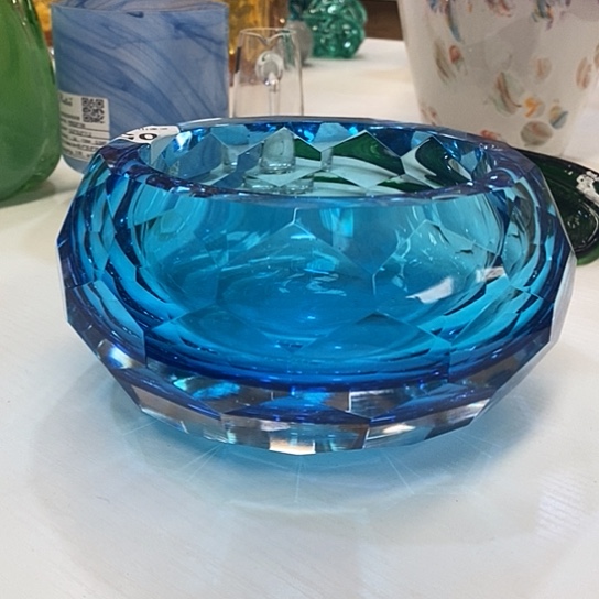 水晶坚果碗高9厘米宽18厘米