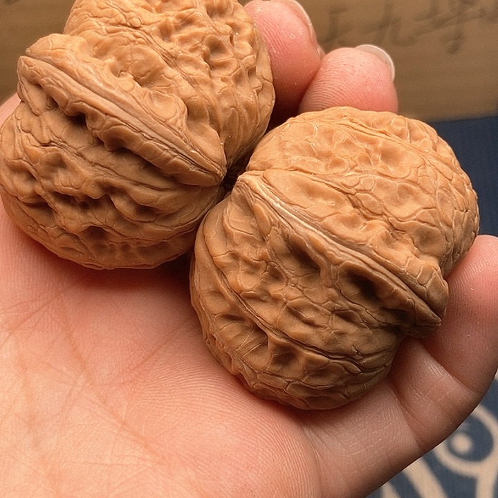 文玩核桃吊坠大*43元宝