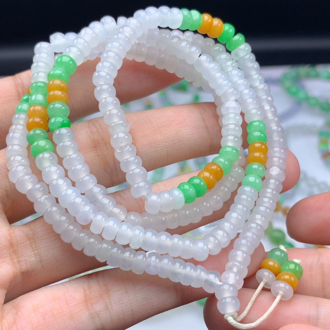 翡翠手链未镶嵌卡