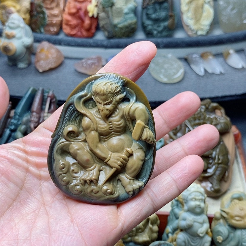 【闪购商品】定制石英质玉吊坠未镶嵌