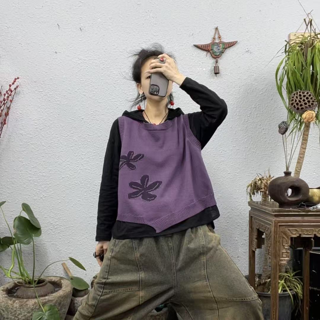 20253棉线三角下摆左撞色花圆领套头马甲上衣（长50-52胸围132