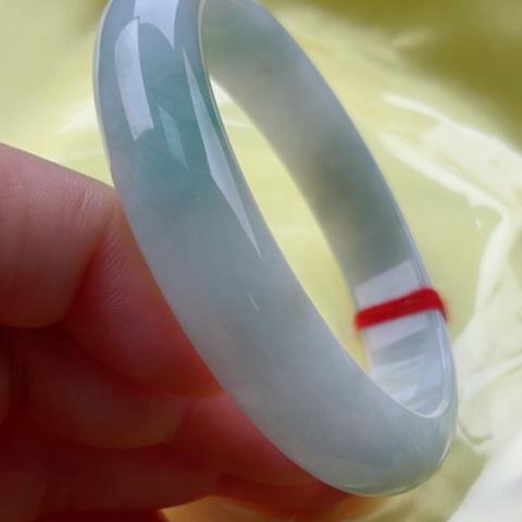 翡翠手镯未镶嵌正59.8