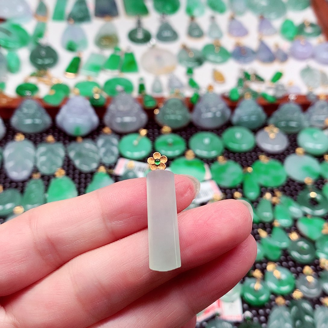 翡翠18K金镶嵌吊坠(不含链)