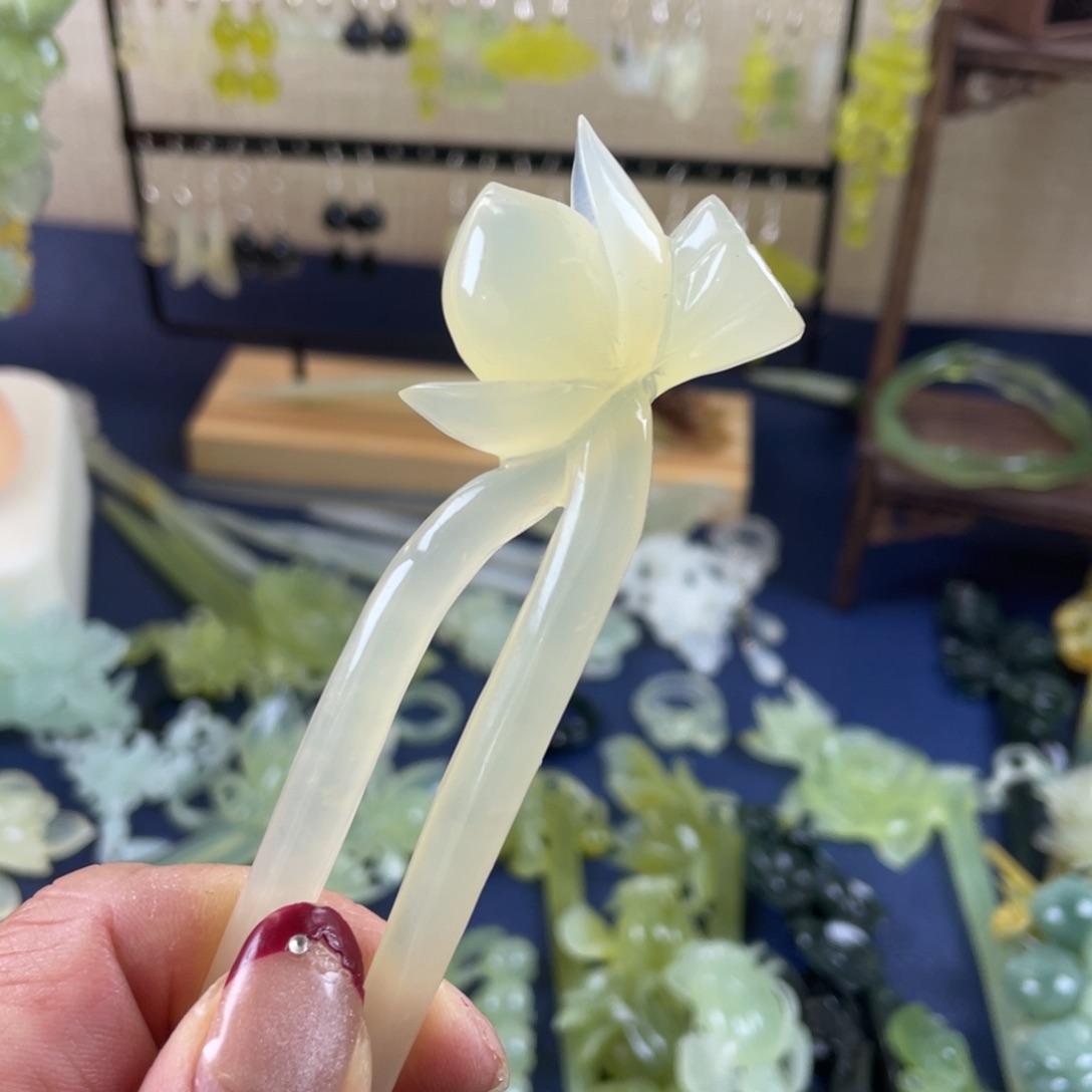 蛇纹石玉发饰未镶嵌