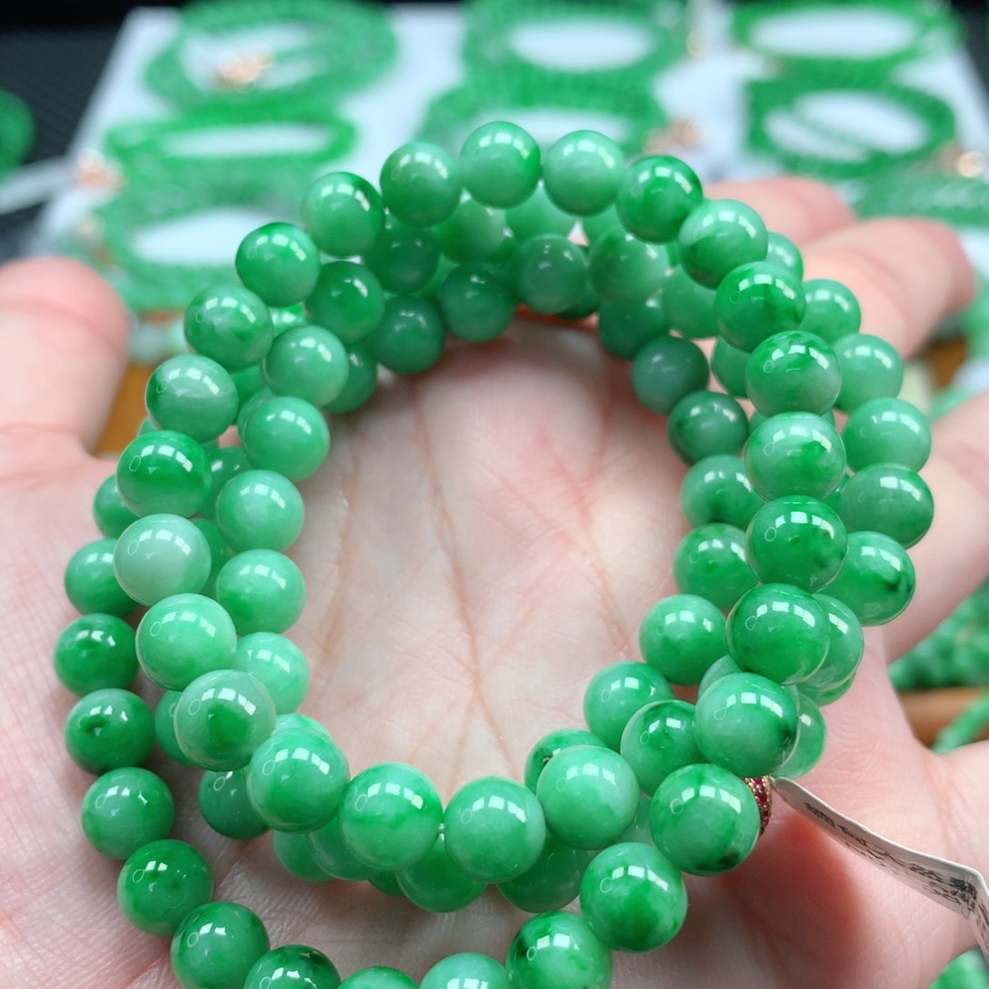 翡翠手链未镶嵌翡翠