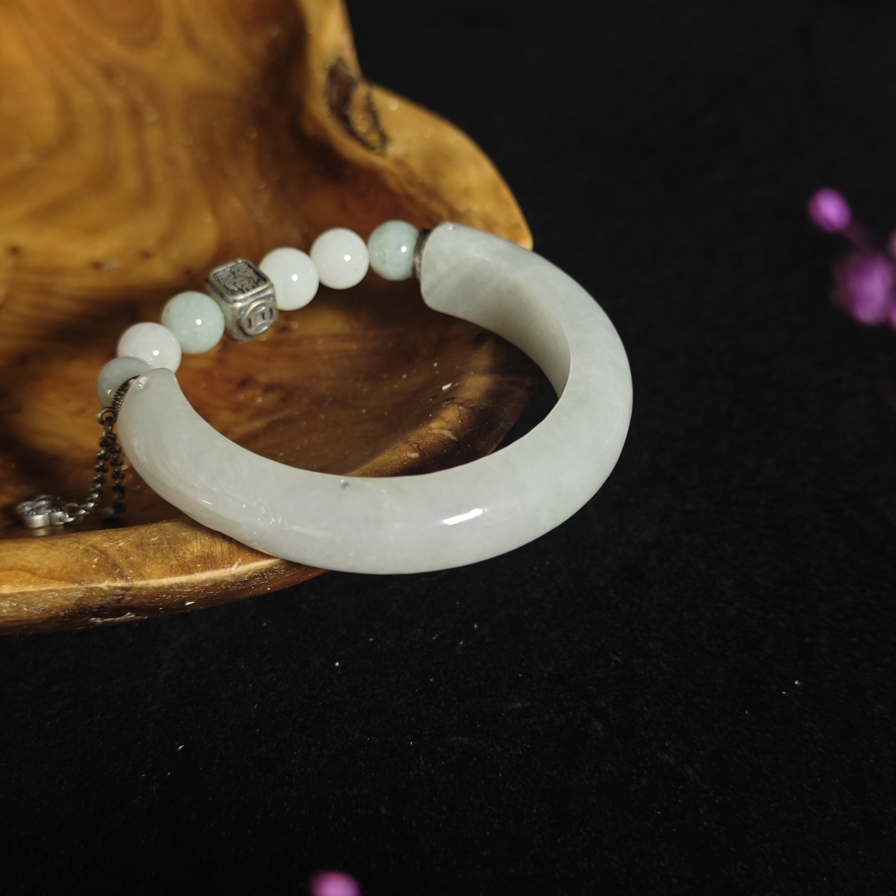 天然缅甸A货翡翠素面半镯