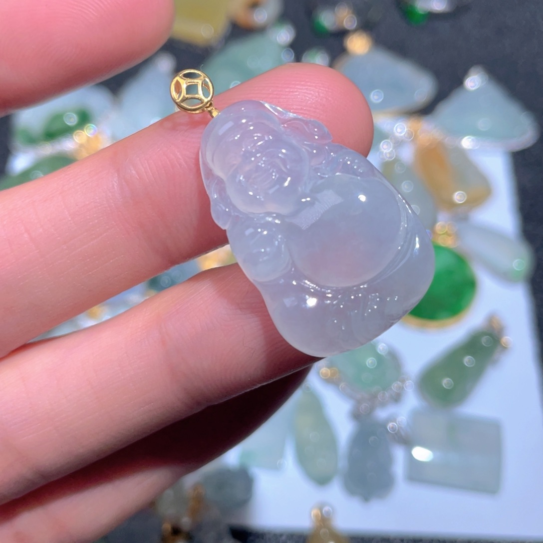 翡翠颈饰18K金镶嵌翡翠