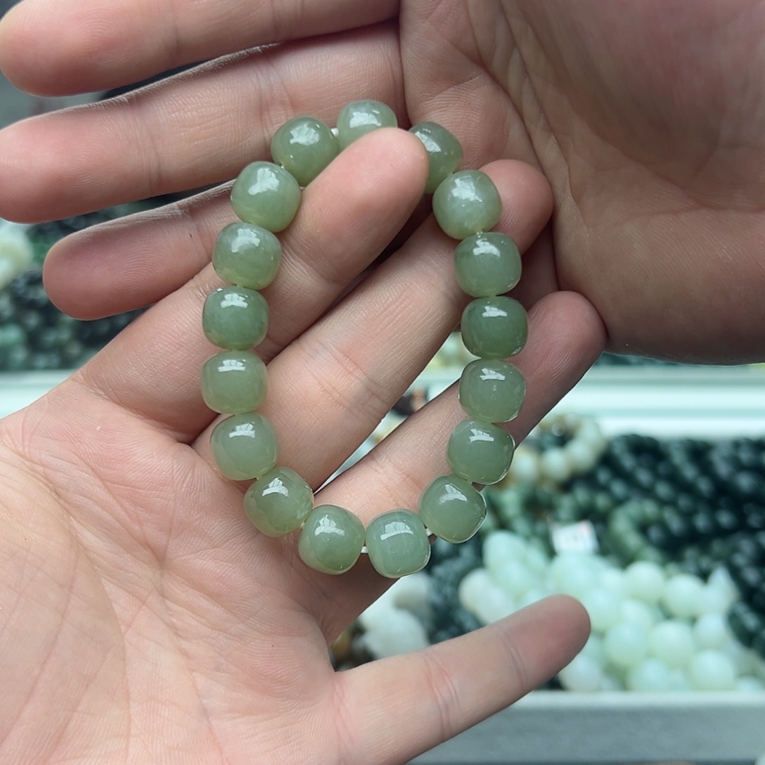 和田玉手链未镶嵌