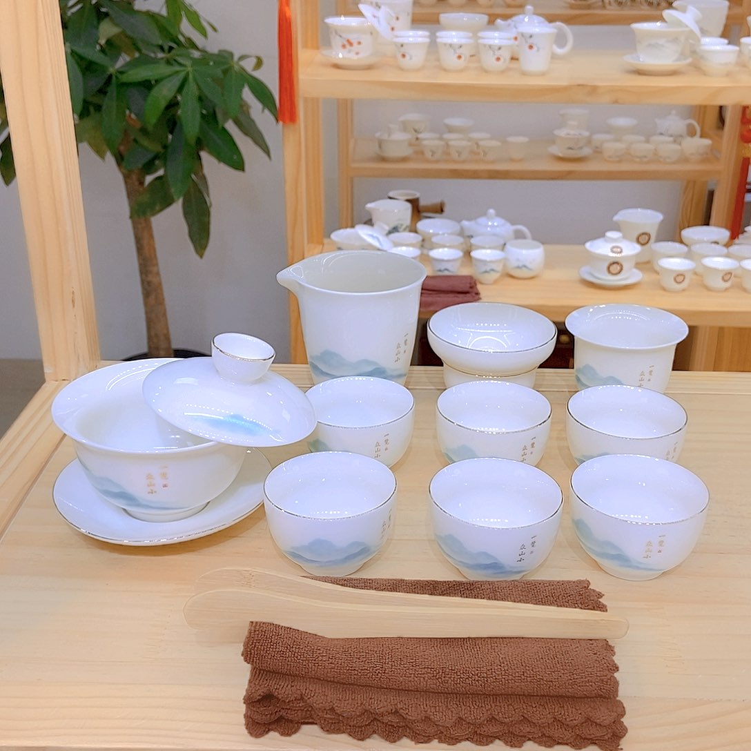 羊脂玉瓷茶具套装