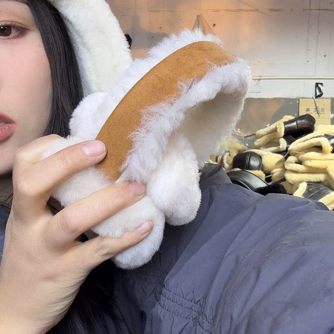 纯棉羊皮毛耳罩栗色