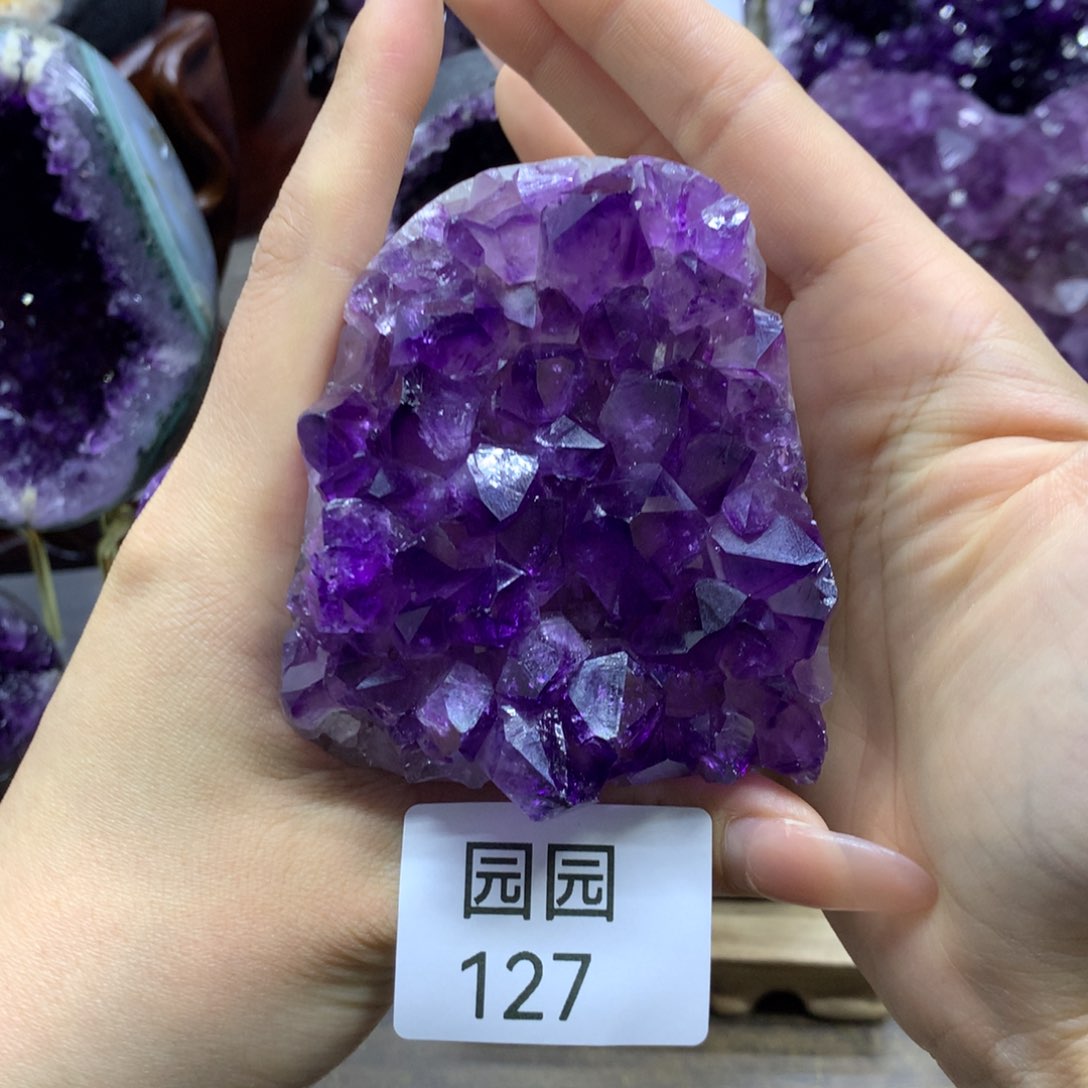 紫晶大型摆件（非配饰）未镶嵌