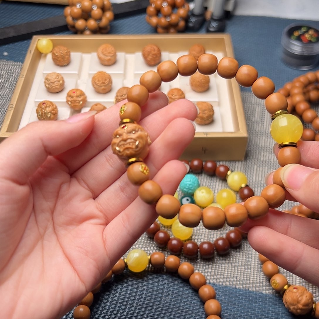 丢***硕吊坠猴头核桃老型