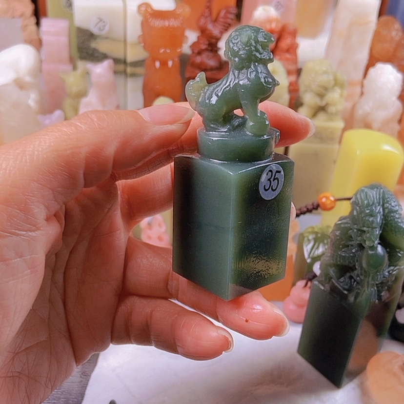 【闪购商品】西安石小**儿青田石雕艺术品