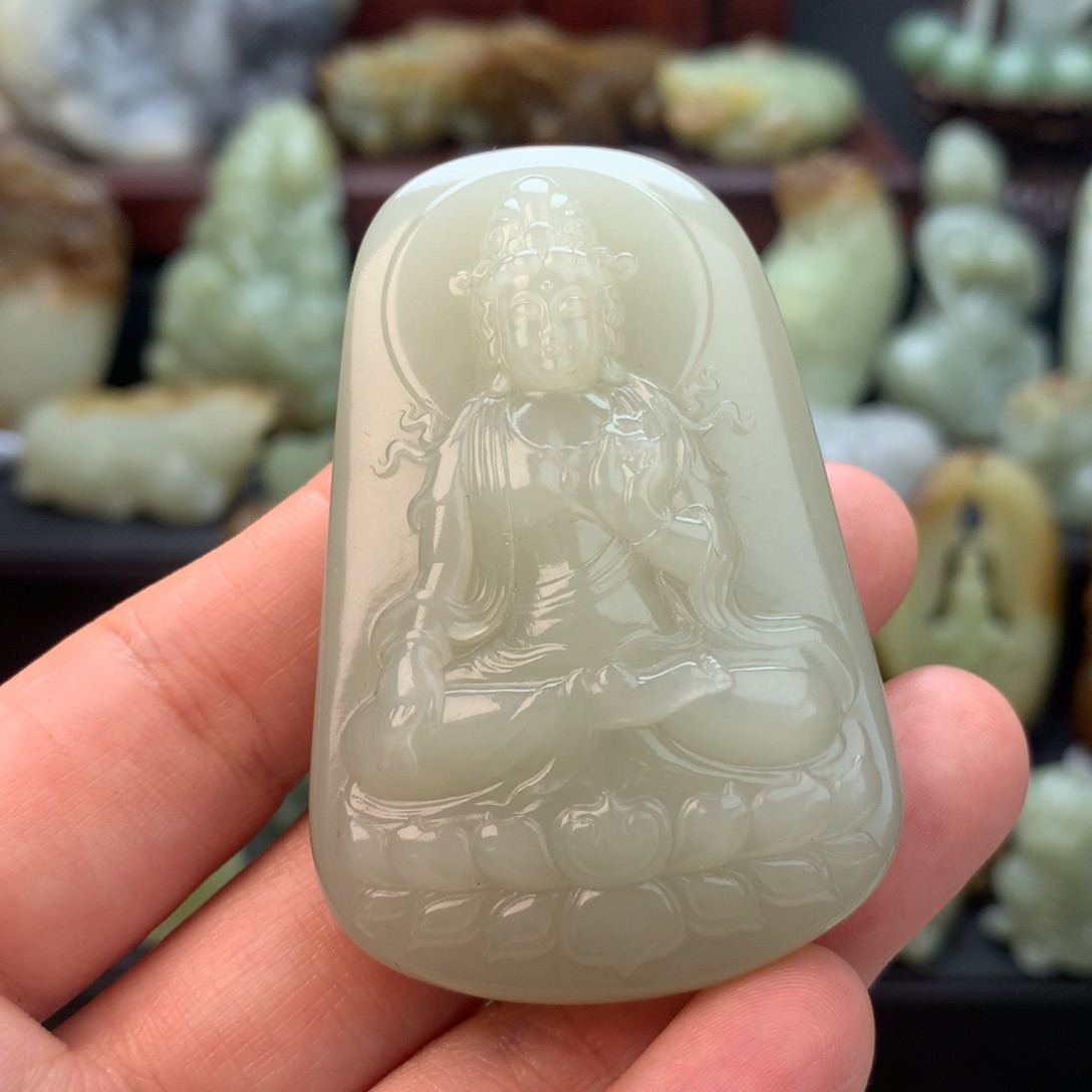 和田玉颈饰未镶嵌