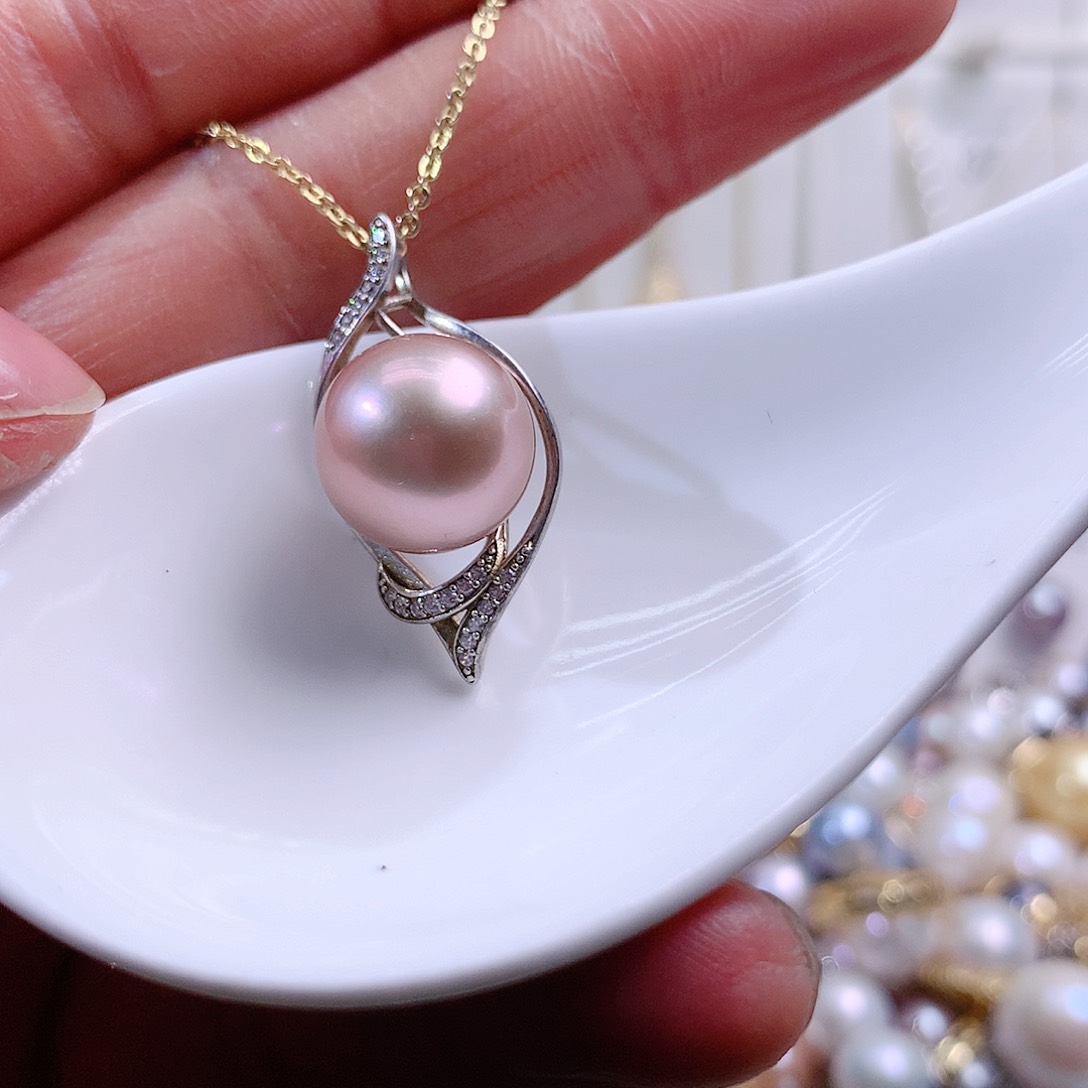 淡水珍珠吊坠(赠链)银S925镶嵌