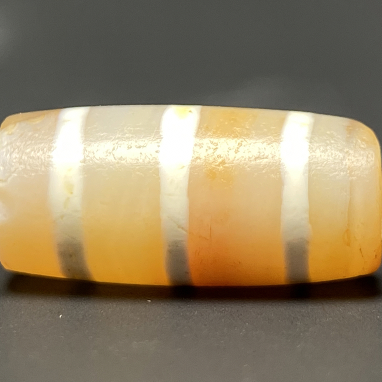 蚀花红玉髓15.9*5.8mm