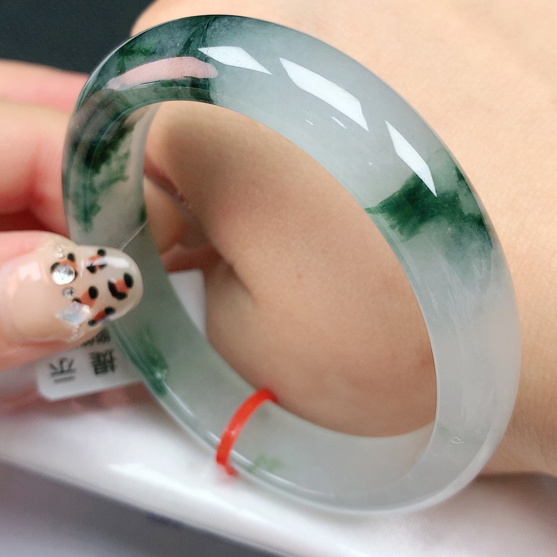 翡翠手镯未镶嵌52+贵