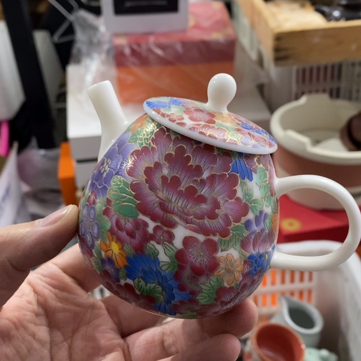 陶瓷艺术品及陶瓷制品