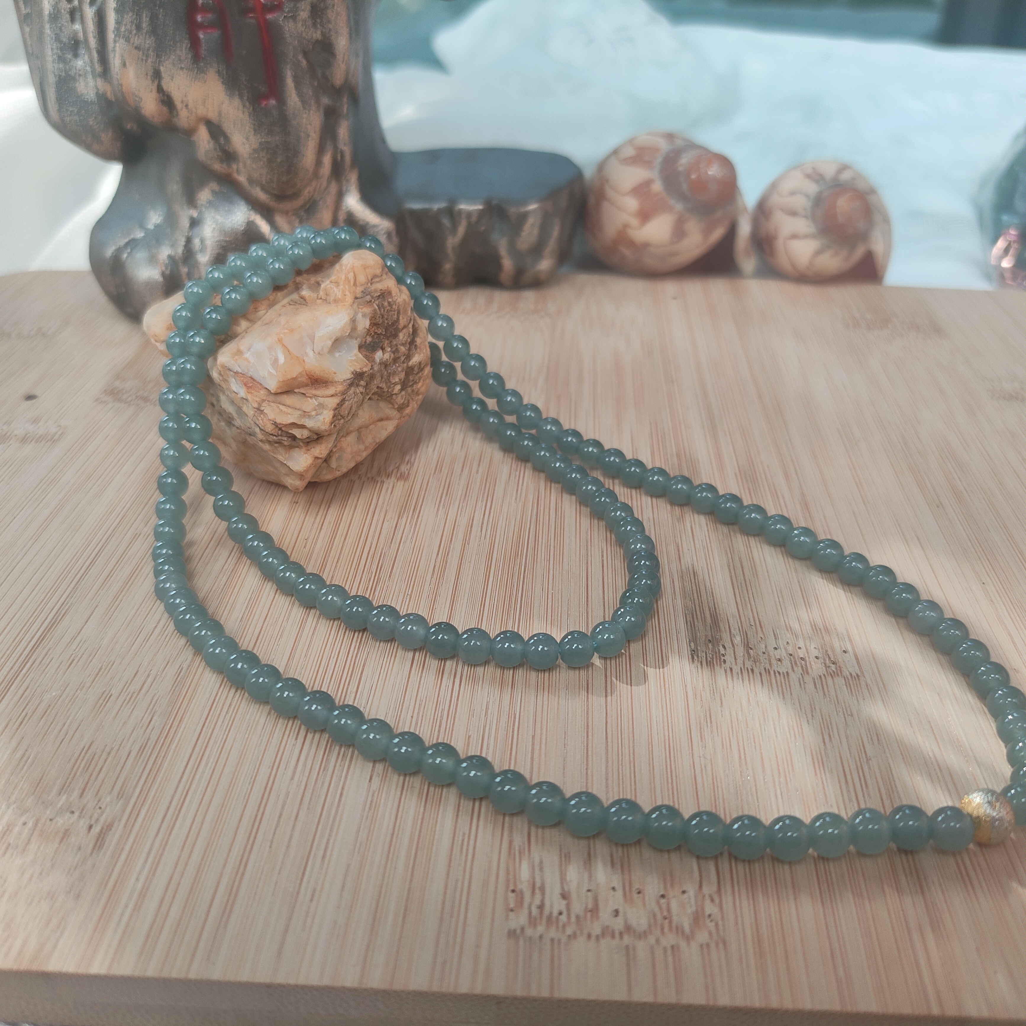 天然A货翡翠卡4.8mm烟紫的项链