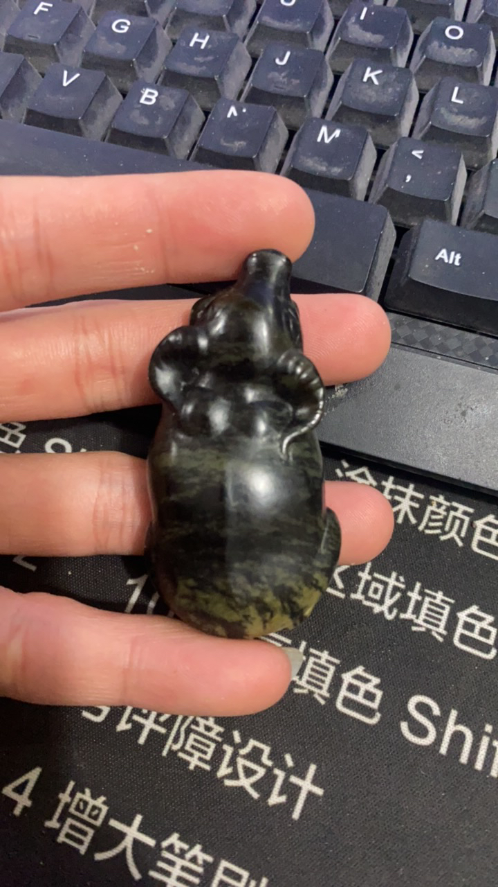 和田玉草花牛 随机发货