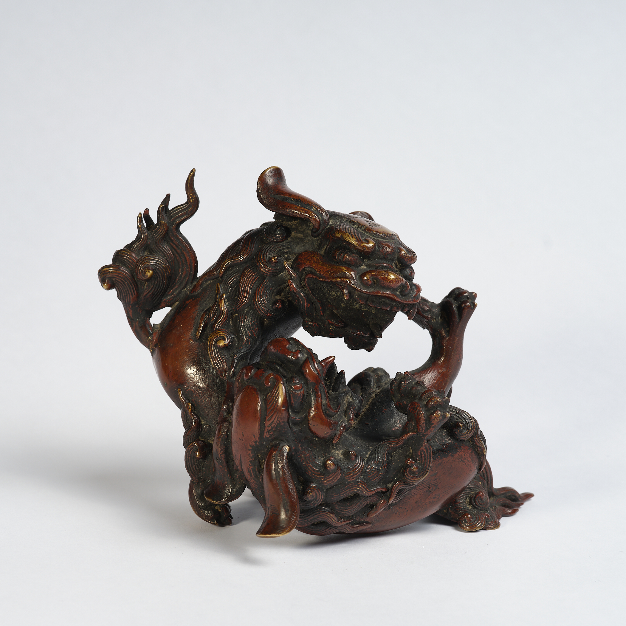 24 清早期 铜戏狮镇