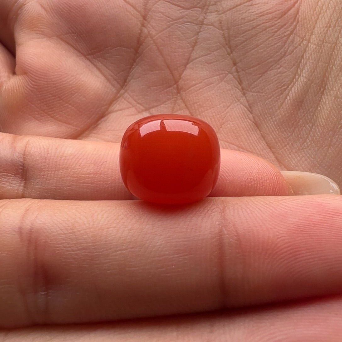 得***洋南红玛瑙未镶嵌老型13.4x11.6皮裂