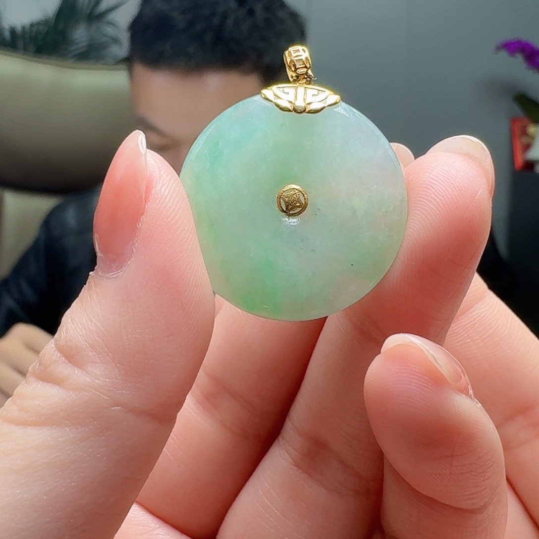 翡翠18K金镶嵌吊坠(不含链)天然