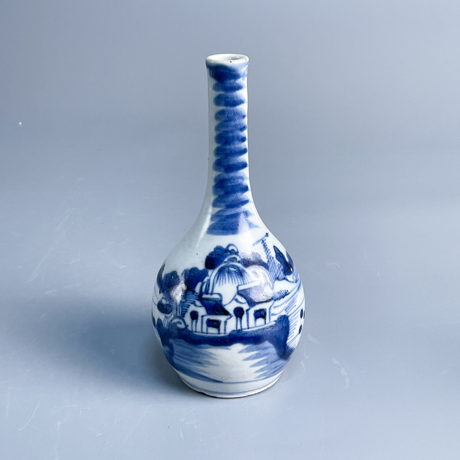 清中期 青花山水胆式瓶1-M25KN001818