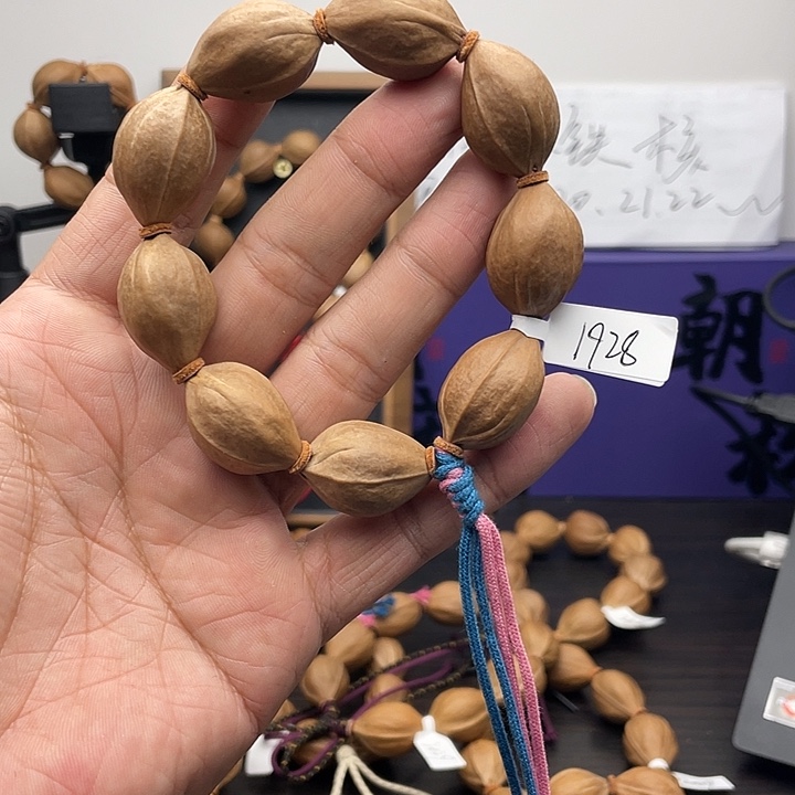 橄榄核吊坠1928梅林铁核……