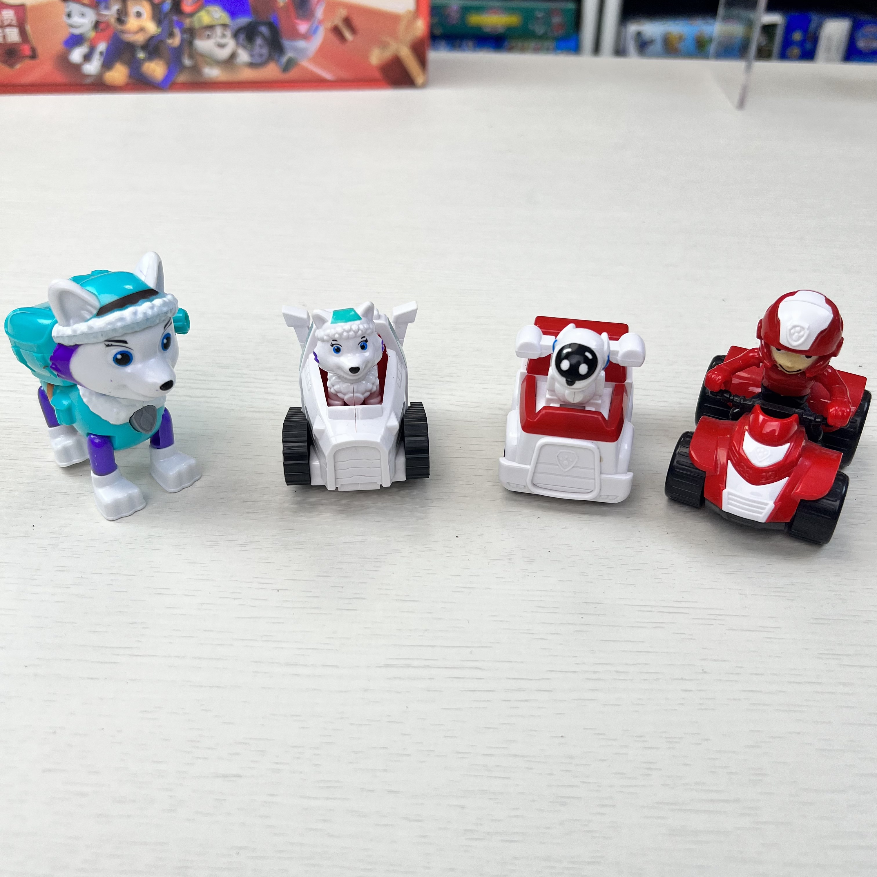 【六一限购配角】配角狗狗补充专属和队长摩托车