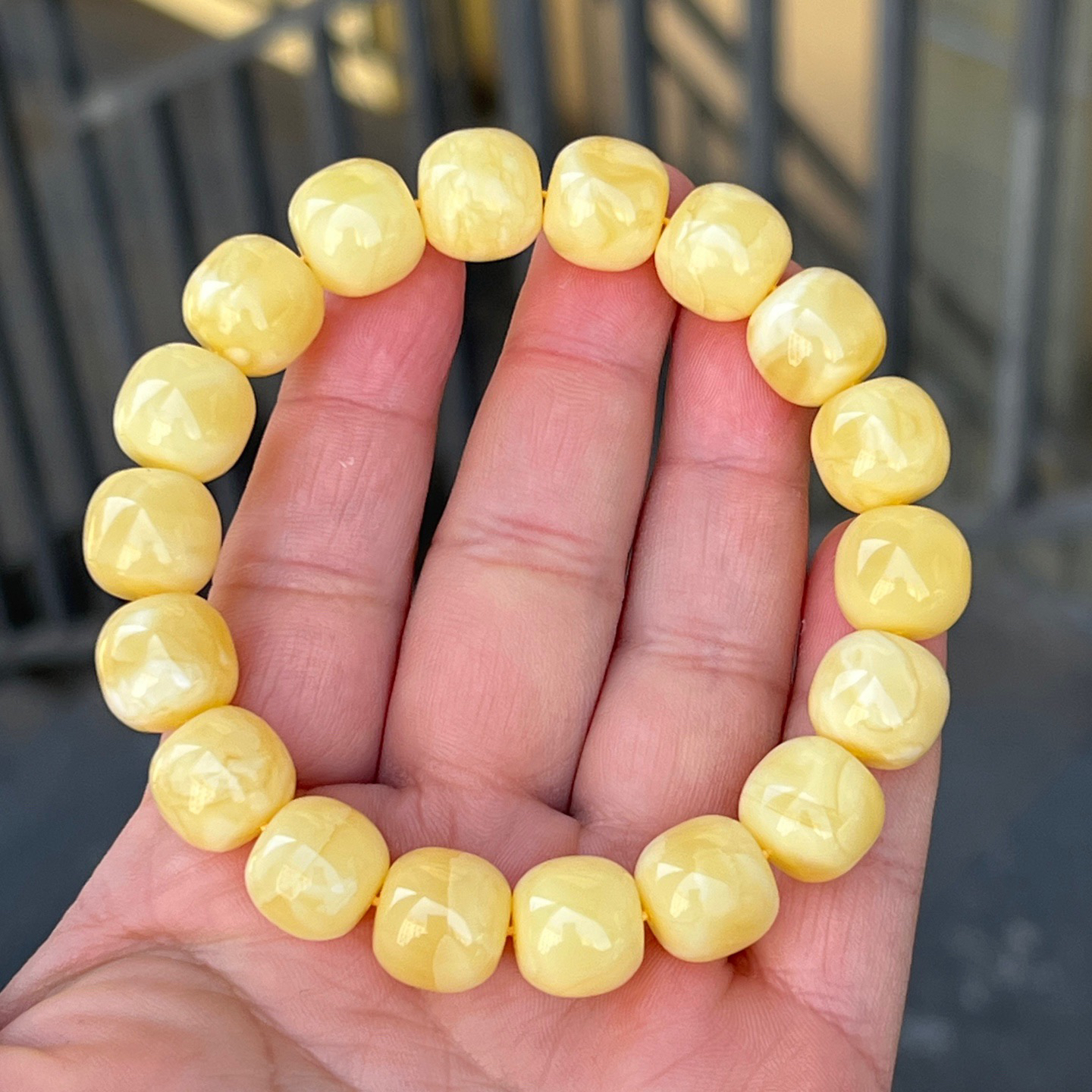 13mm天然阿尔卑斯浓白花蜜蜡精工老型手串 23.7