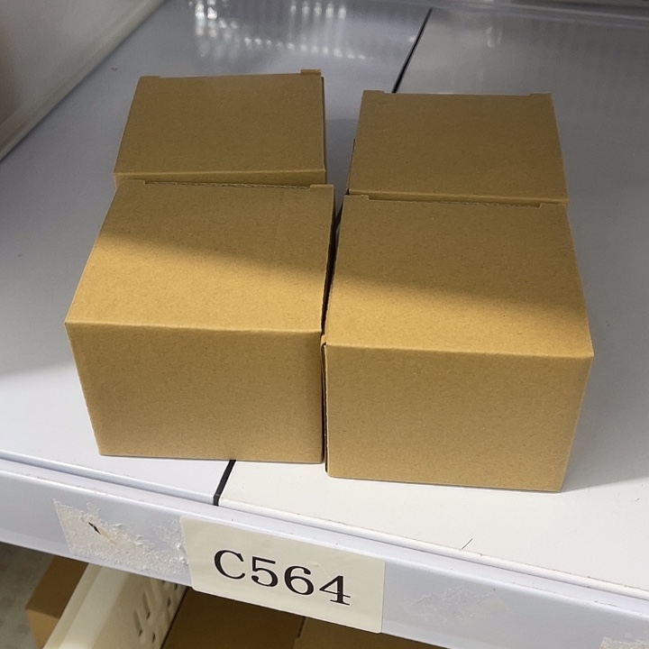 福利待遇多随机发一个款式一只