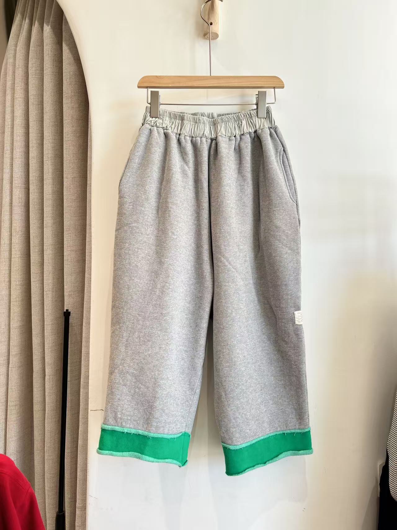 夏沐家-韩国正品-拼接加绒卫裤7976不支持