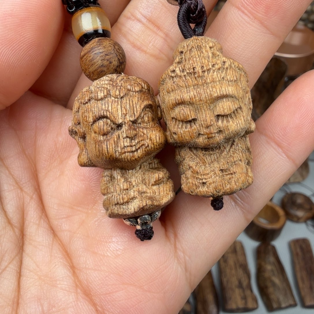 沉香碎屑沉香菩萨棋宝宝佛两个