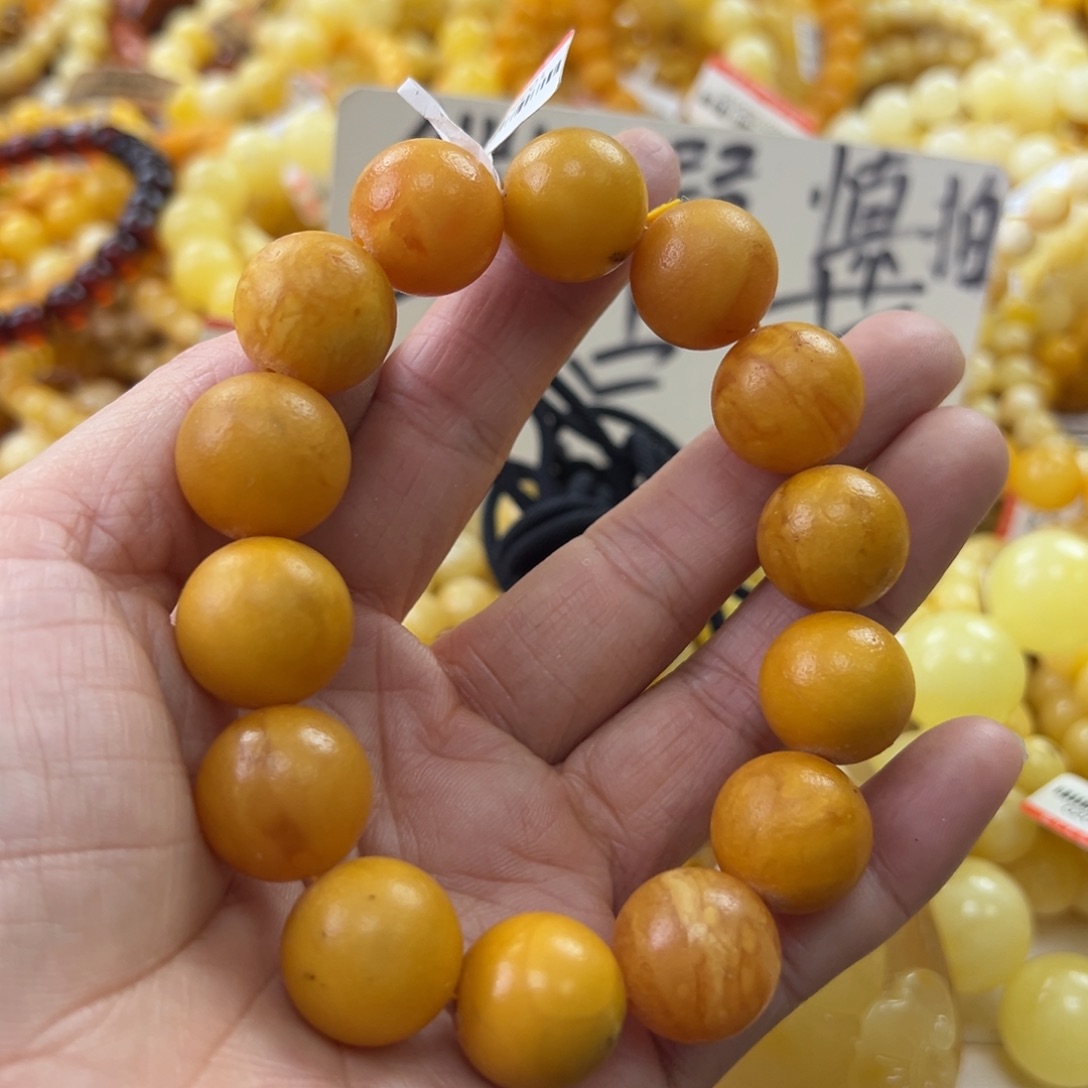 琥珀珠宝奇石未镶嵌